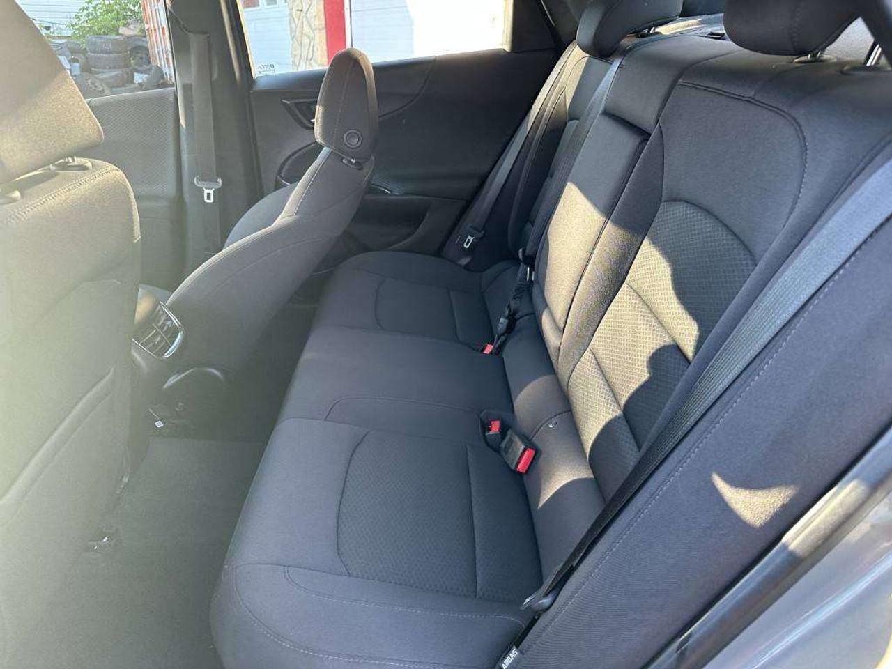 2017 Chevrolet Malibu LT Photo