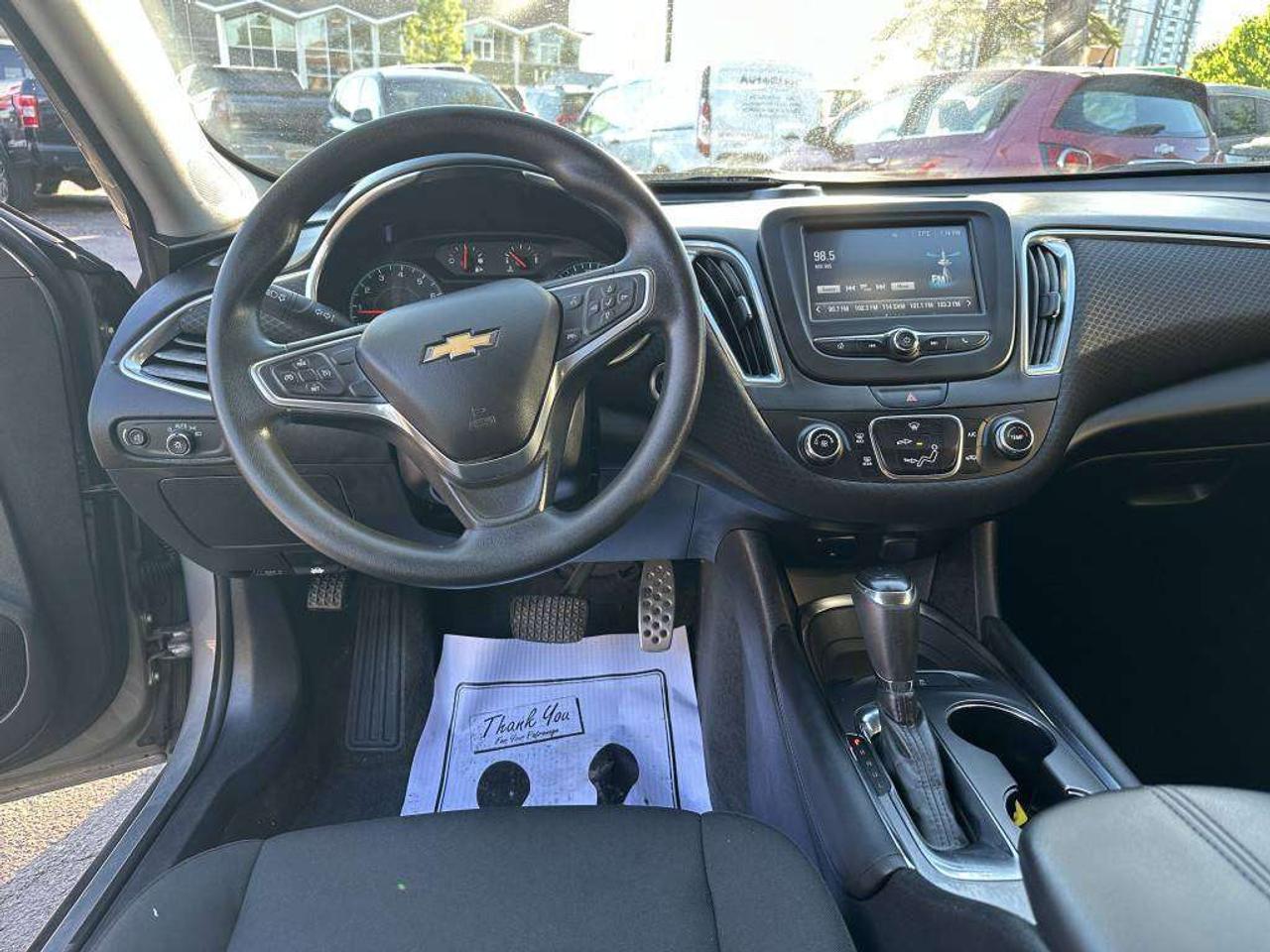 2017 Chevrolet Malibu LT Photo
