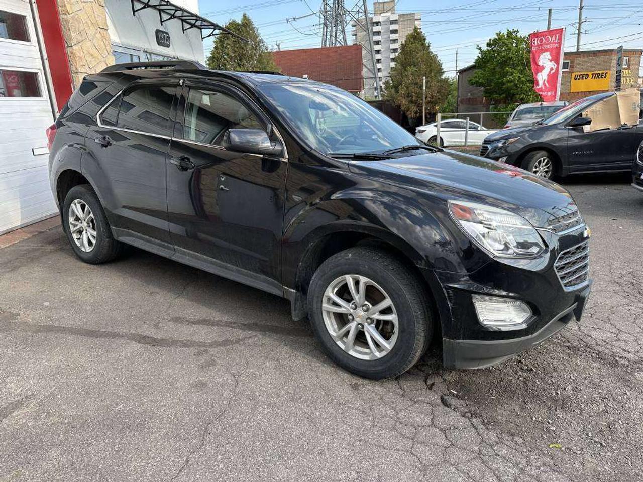 2016 Chevrolet Equinox LT Photo4