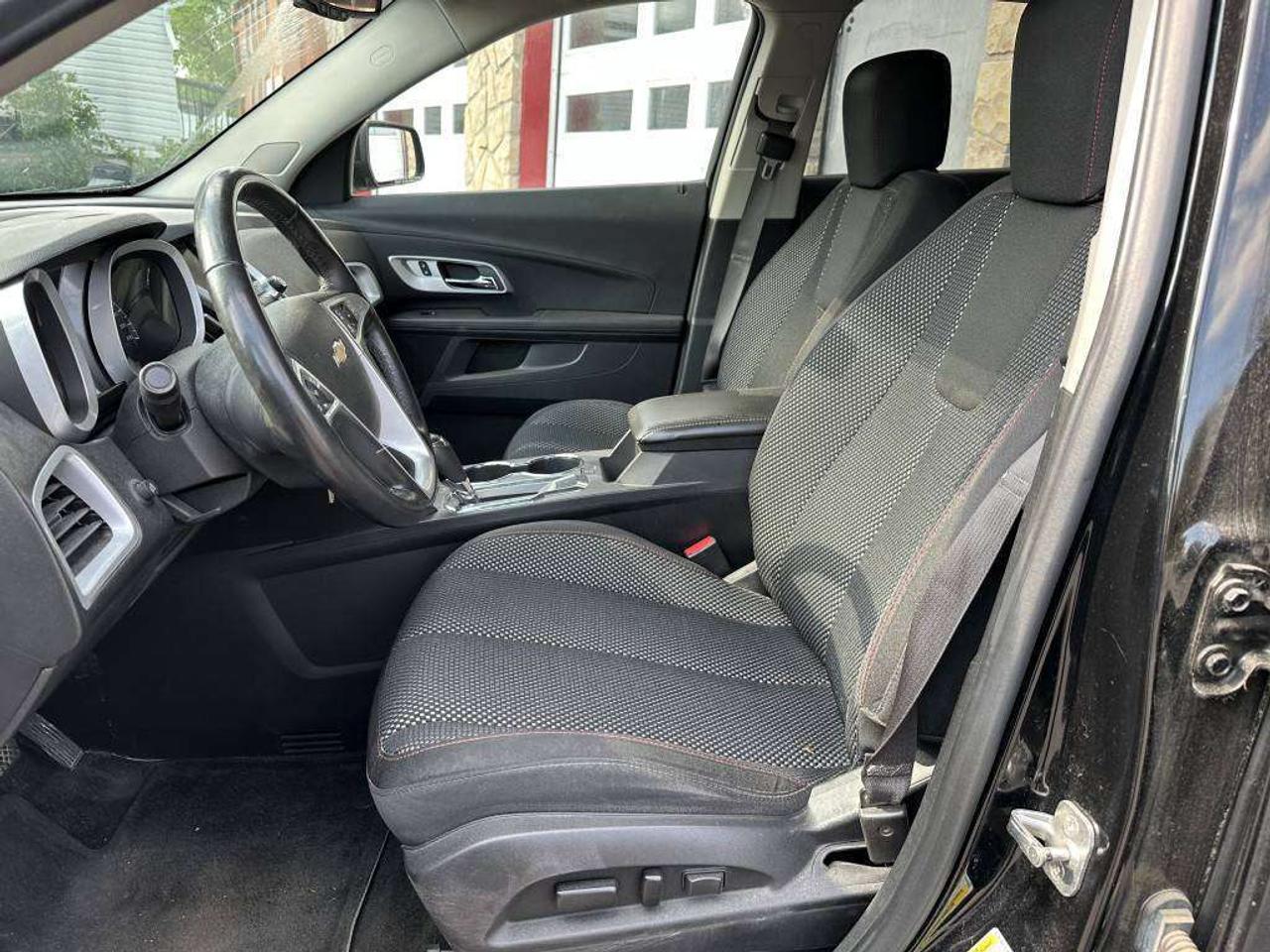2016 Chevrolet Equinox LT Photo