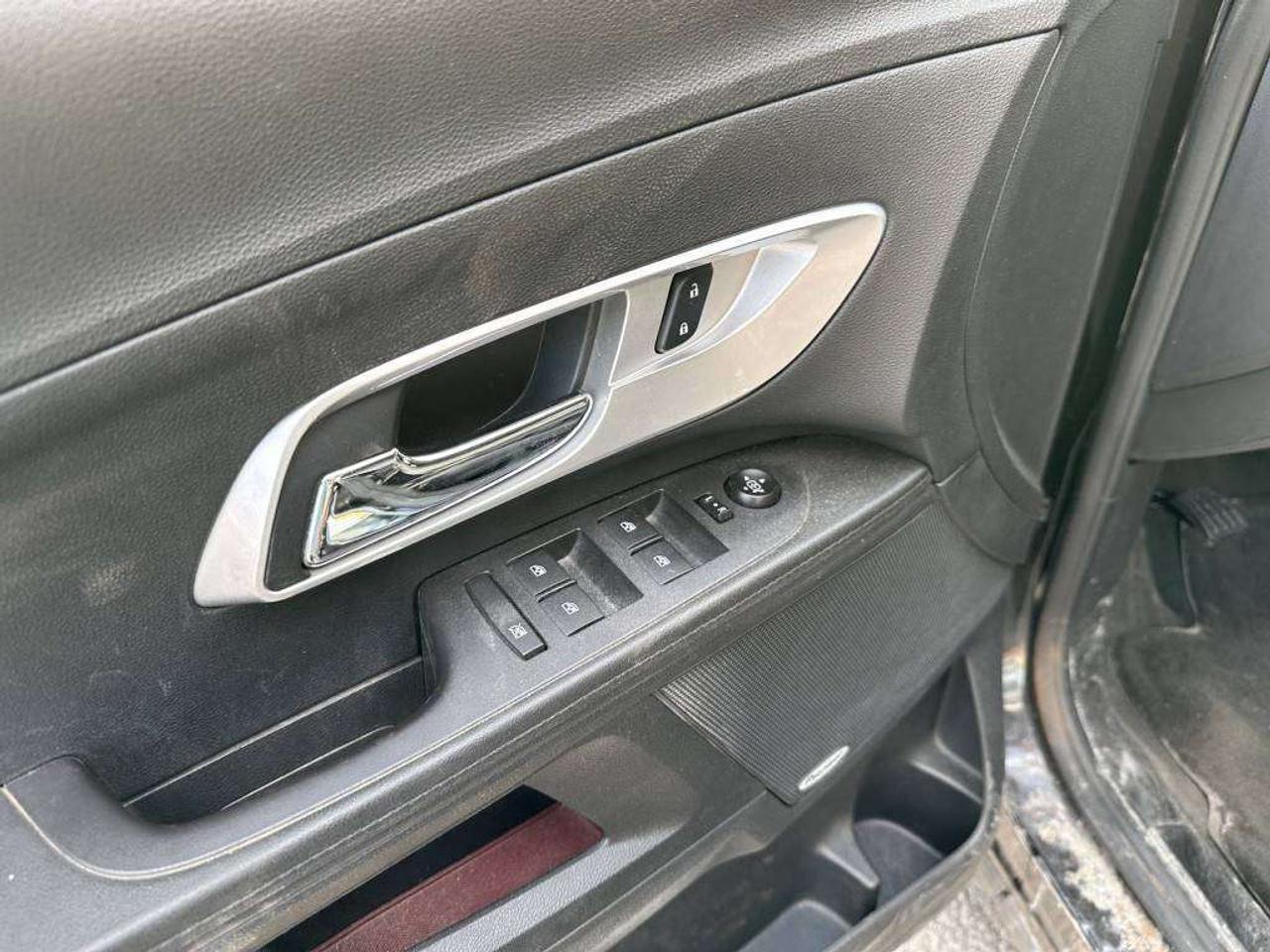 2016 Chevrolet Equinox LT Photo