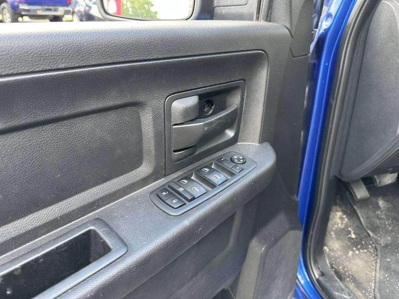 2017 RAM 1500 ST Photo