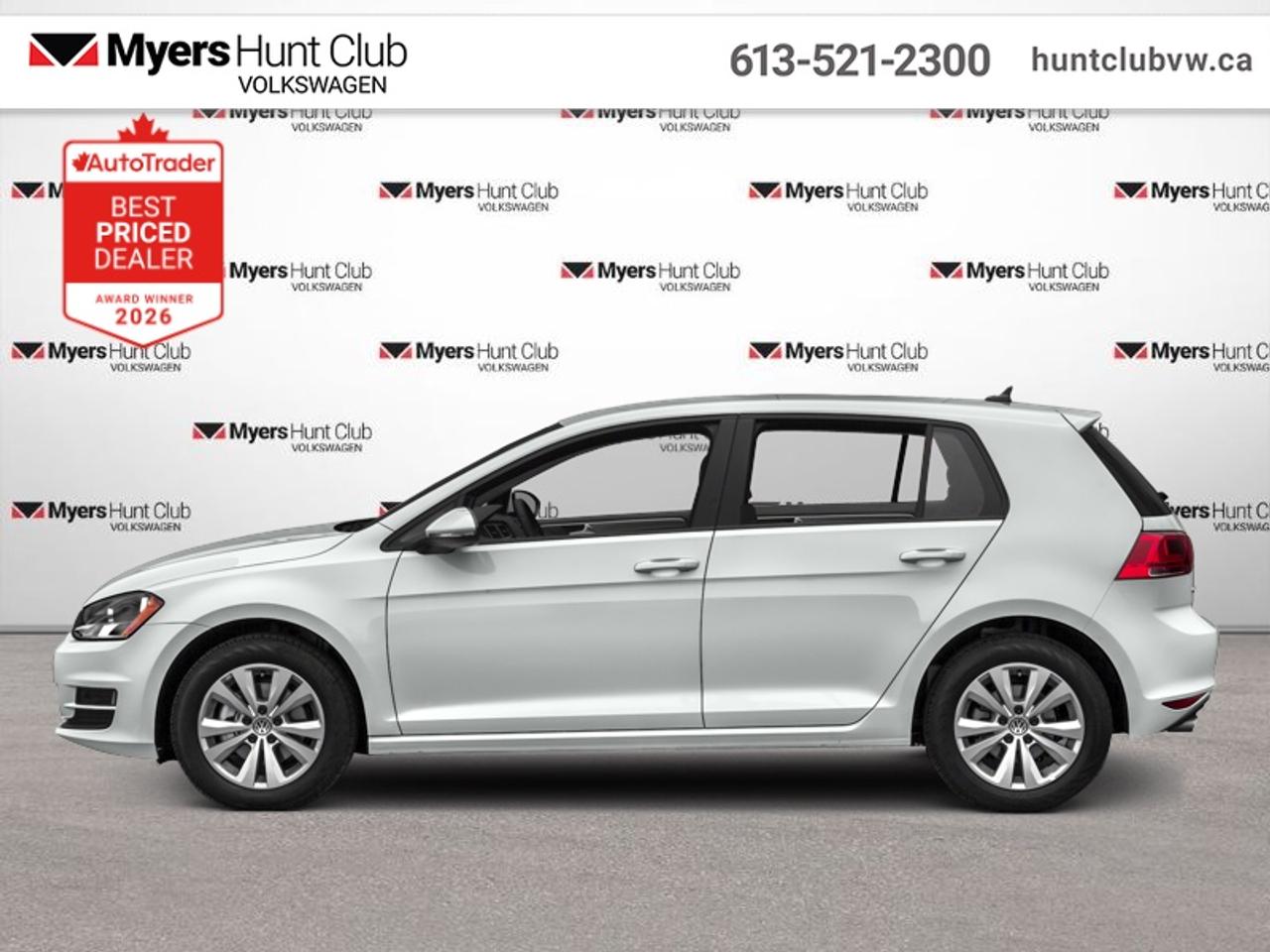 2017 Volkswagen Golf TRENDLINE Photo0