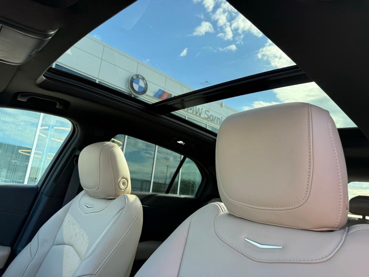 2024 Cadillac XT4 Premium Luxury Photo