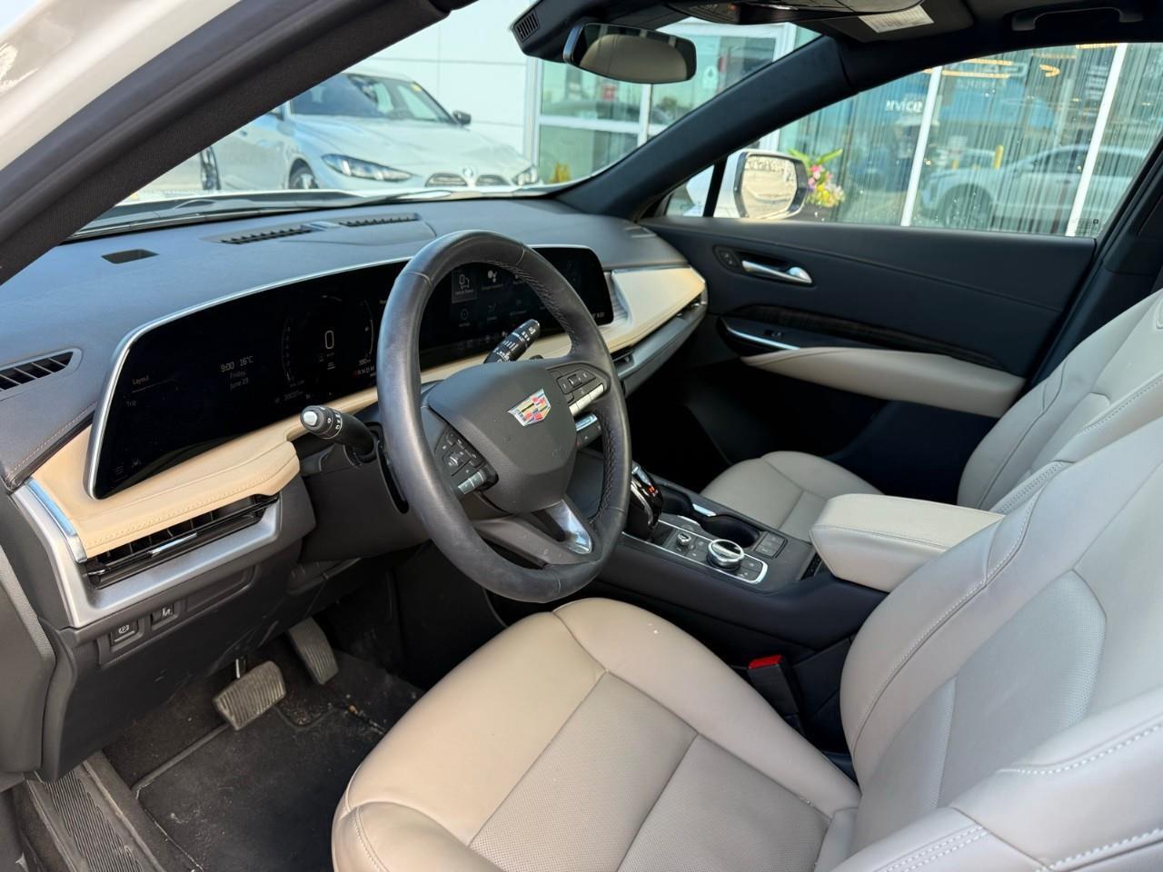 2024 Cadillac XT4 Premium Luxury Photo