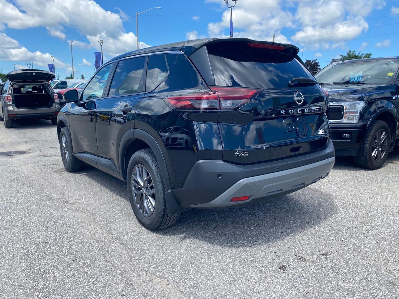 2022 Nissan Rogue AWD S ~Heated Seats + Wheel ~Blind Spot ~Carplay Photo