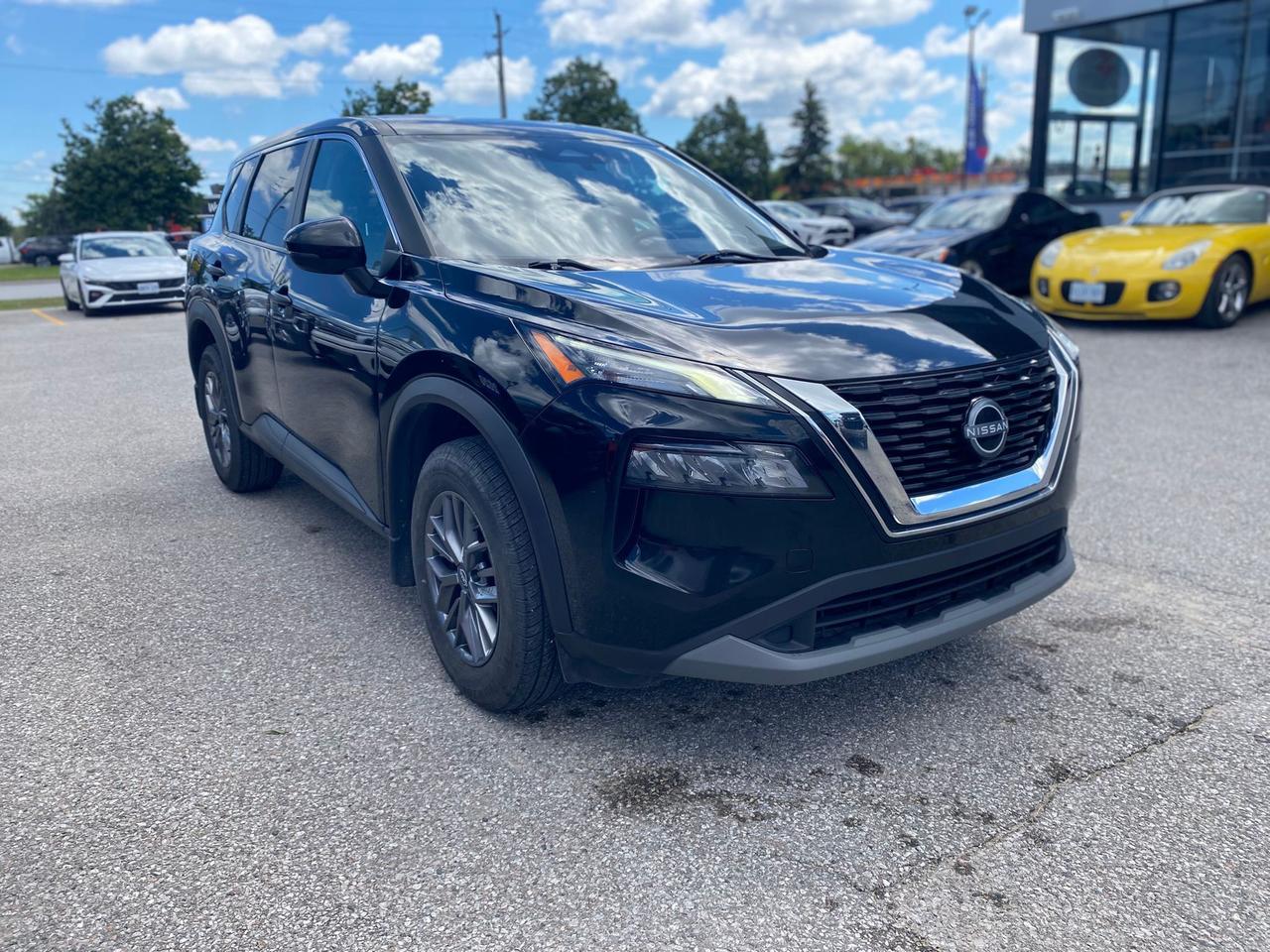 2022 Nissan Rogue AWD S ~Heated Seats + Wheel ~Blind Spot ~Carplay Photo