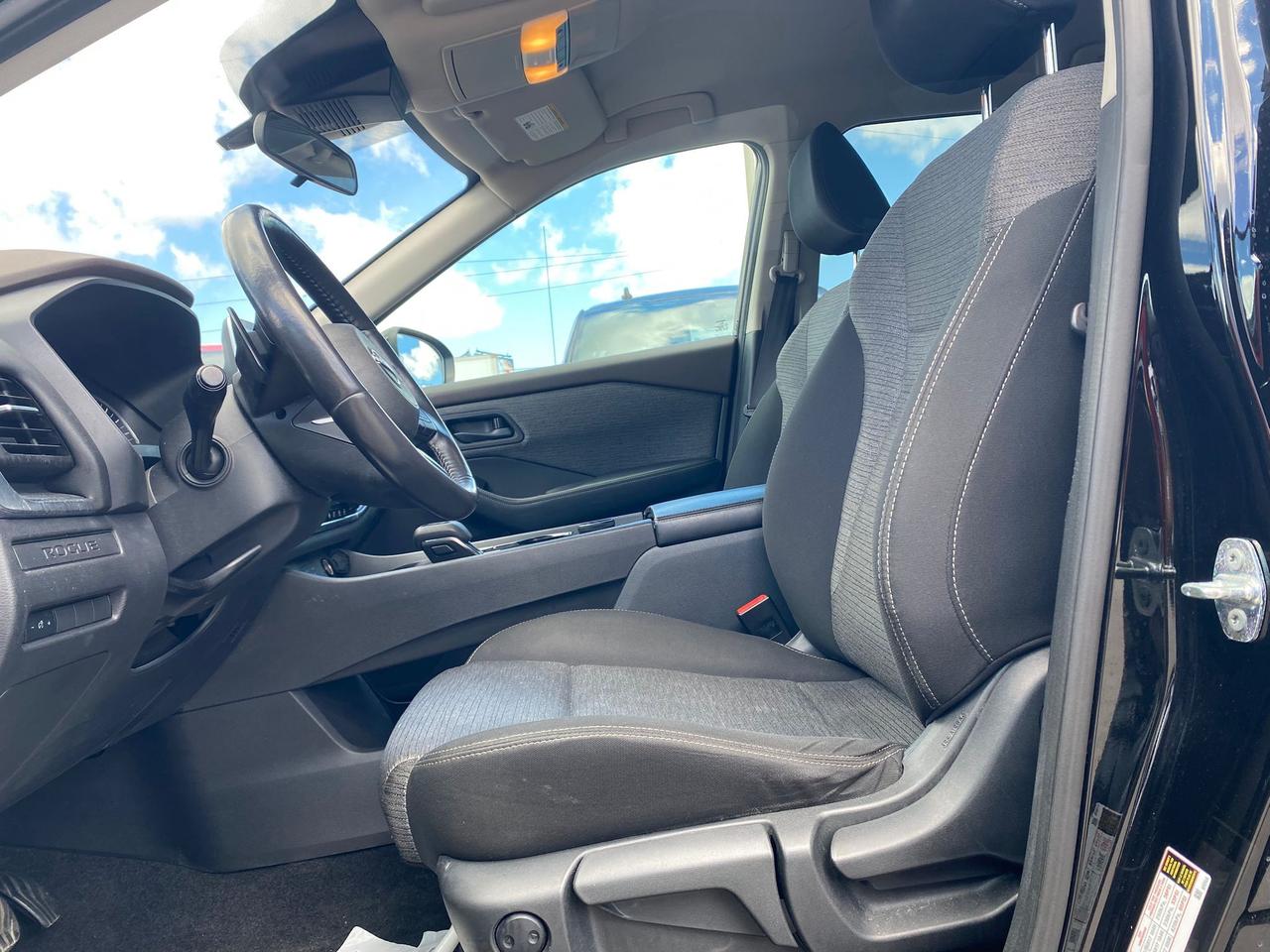 2022 Nissan Rogue AWD S ~Heated Seats + Wheel ~Blind Spot ~Carplay Photo