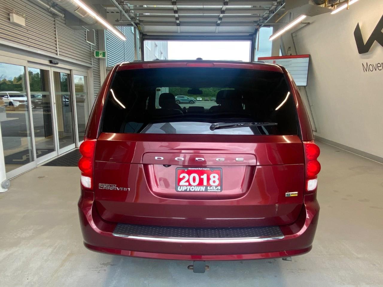 2018 Dodge Grand Caravan CVP/SXT Passenger Van Photo