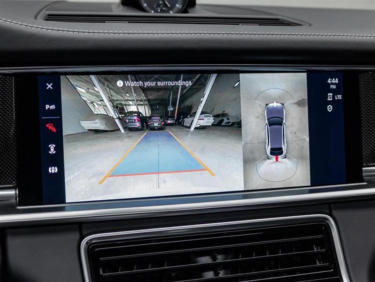 2023 Porsche Panamera  Photo
