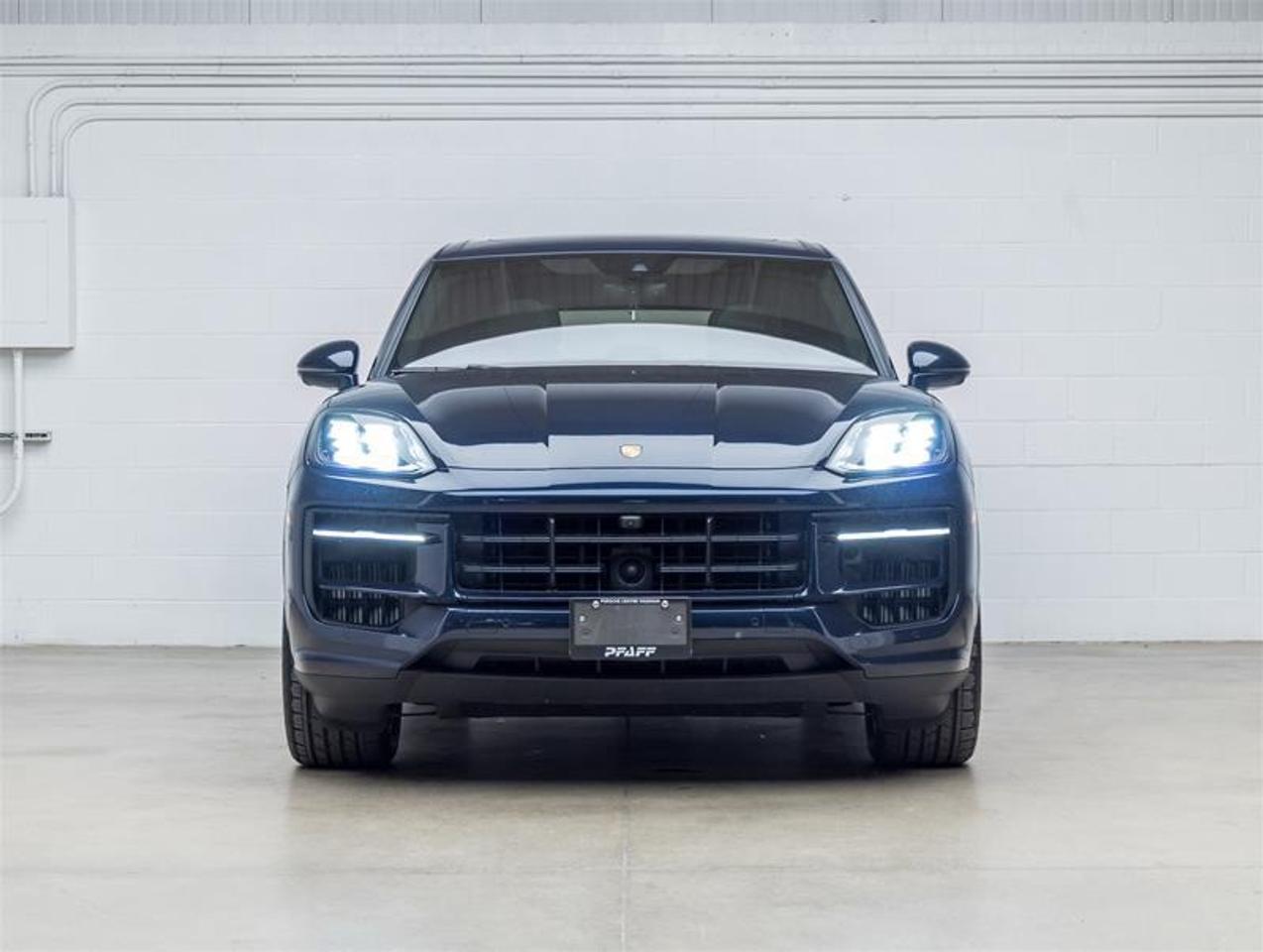 2024 Porsche Cayenne  Photo