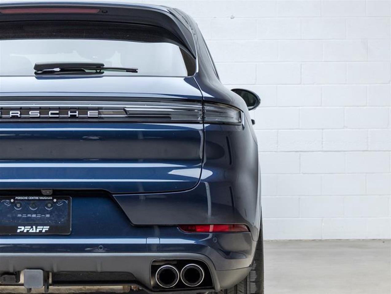 2024 Porsche Cayenne  Photo