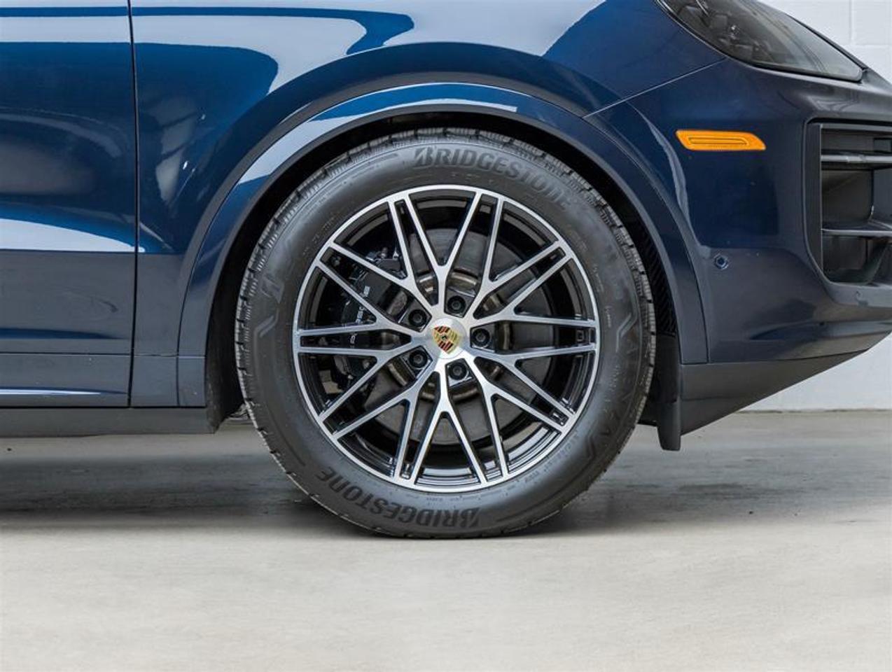 2024 Porsche Cayenne  Photo