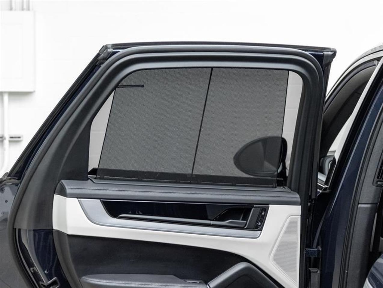 2024 Porsche Cayenne  Photo
