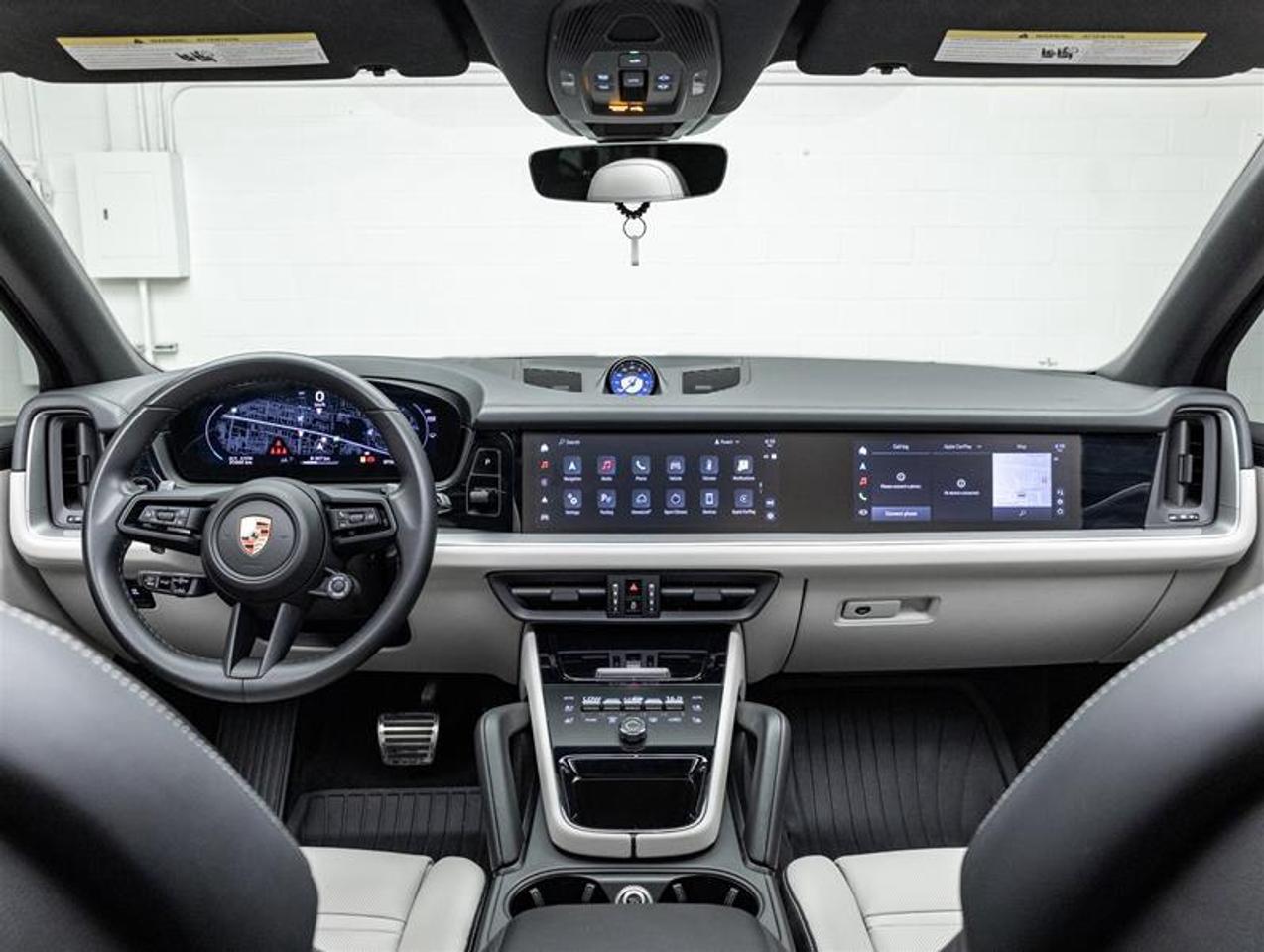 2024 Porsche Cayenne  Photo