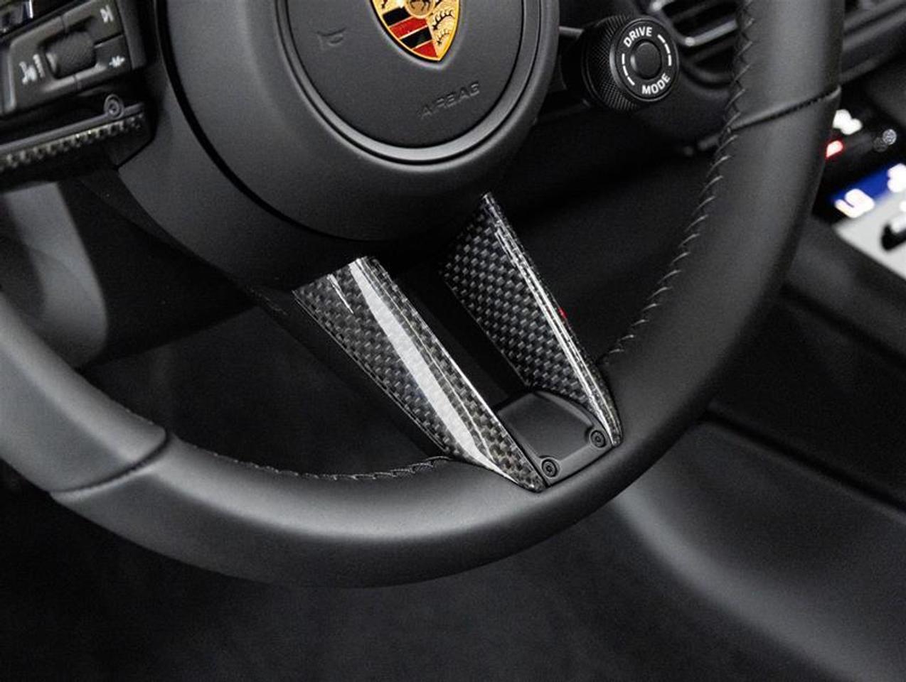 2026 Porsche Macan  Photo