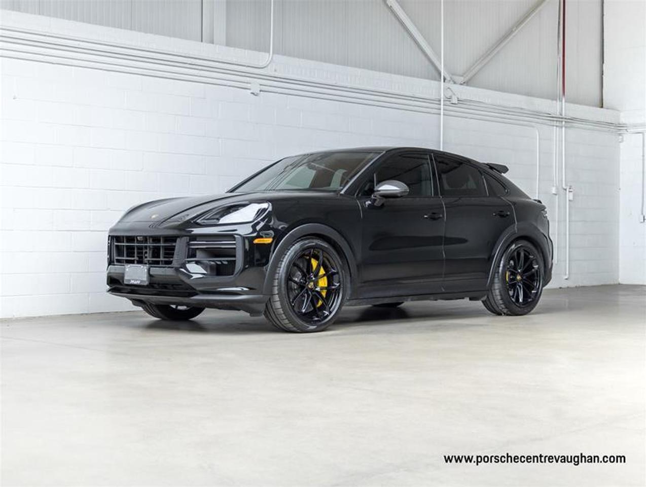 2024 Porsche Cayenne  Photo0