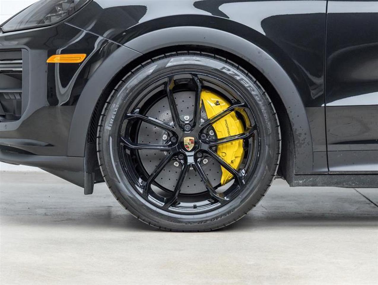 2024 Porsche Cayenne  Photo