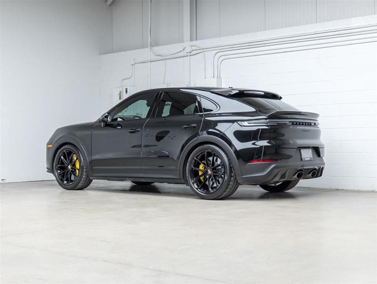 2024 Porsche Cayenne  Photo