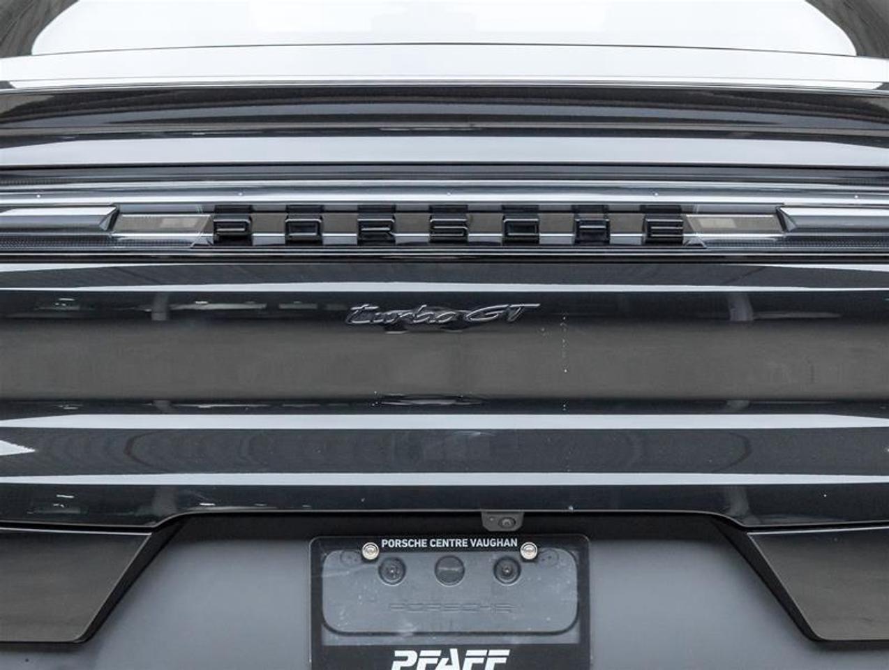 2024 Porsche Cayenne  Photo
