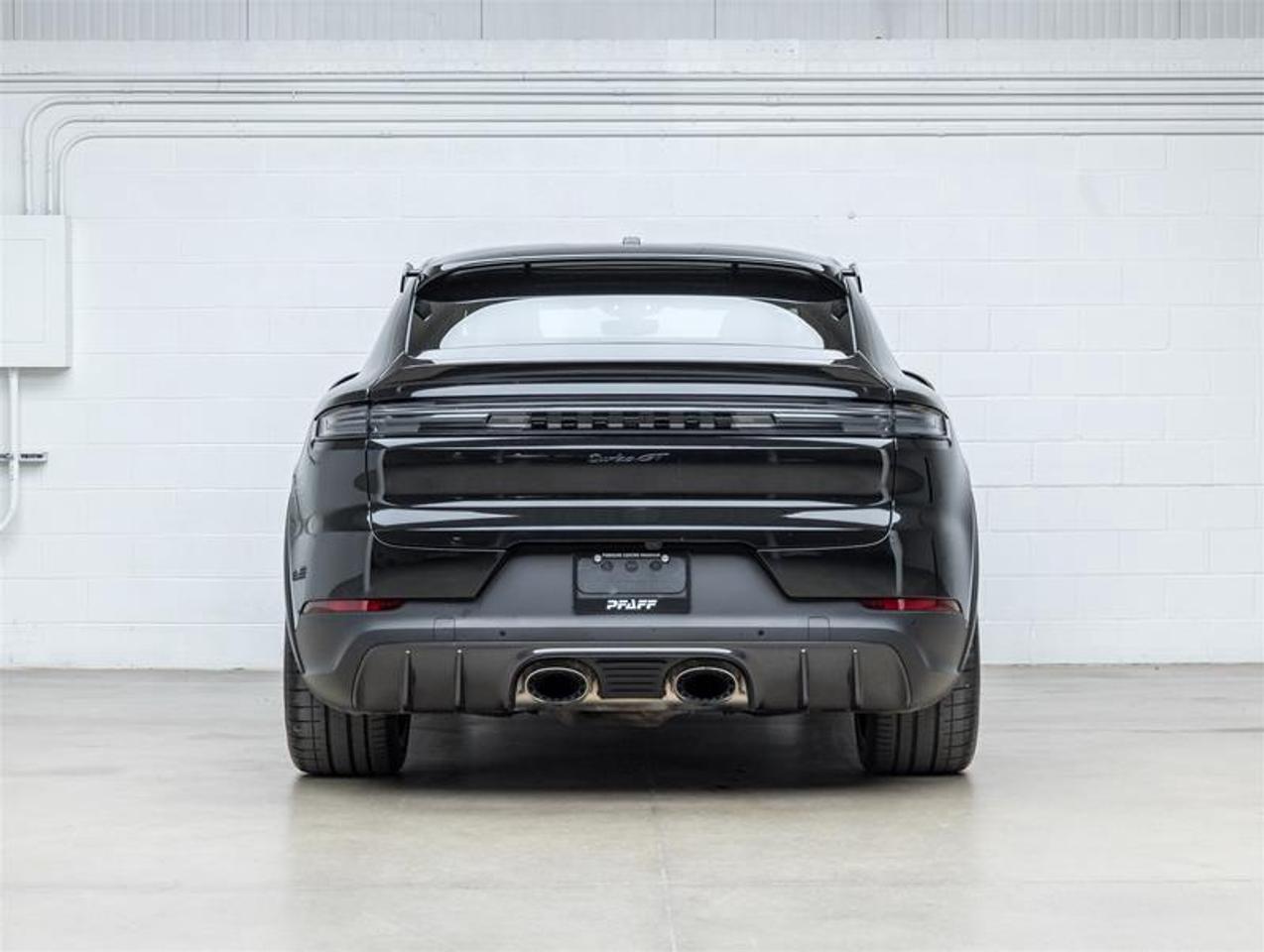 2024 Porsche Cayenne  Photo