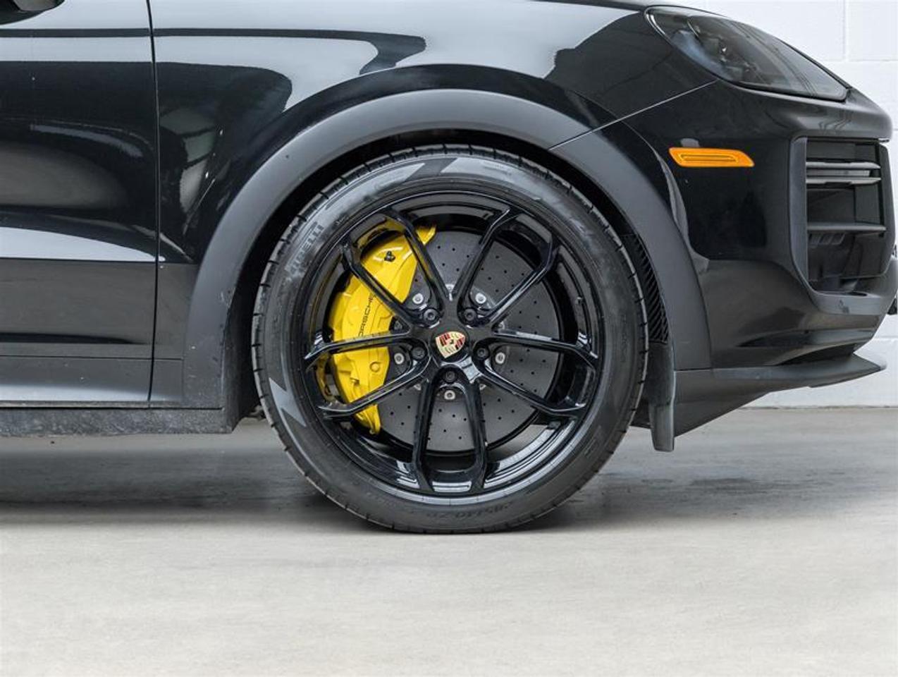 2024 Porsche Cayenne  Photo