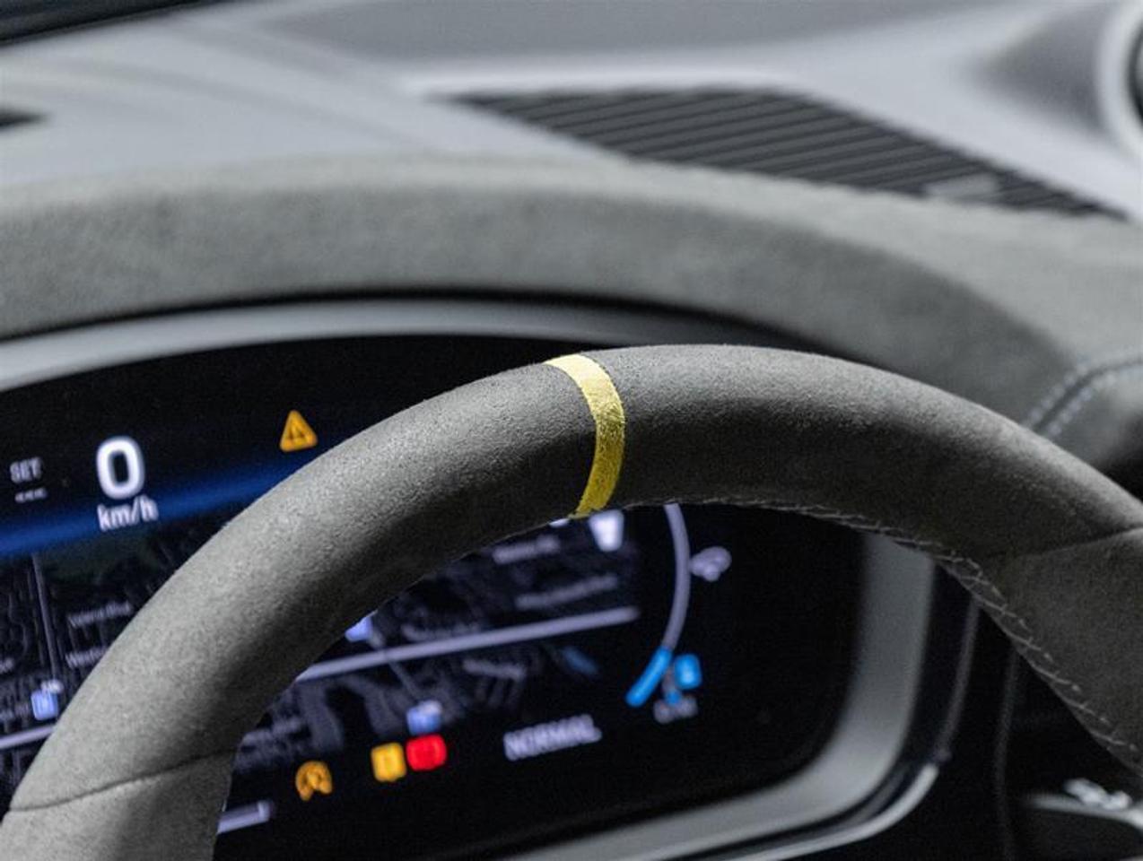 2024 Porsche Cayenne  Photo