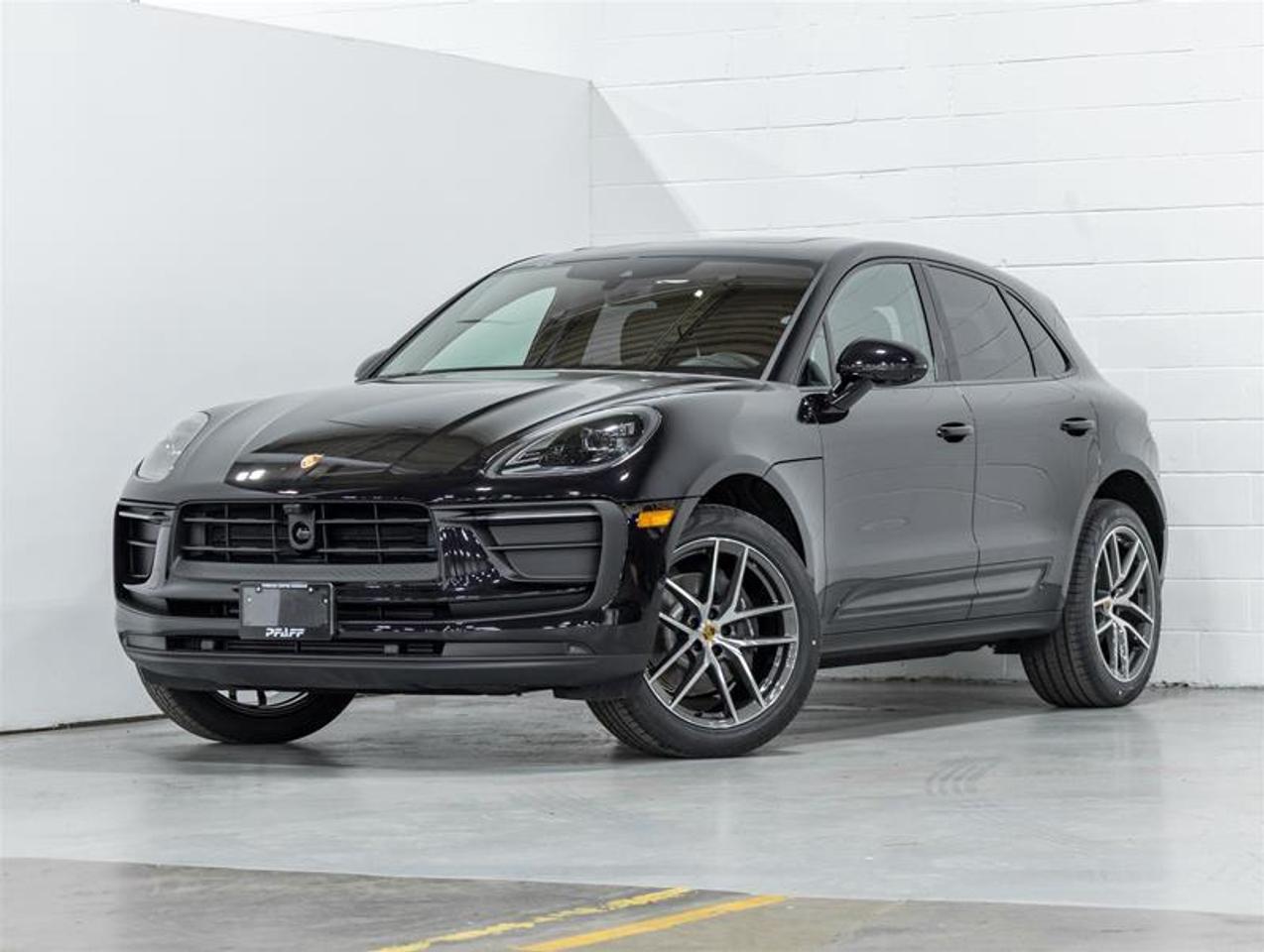 2026 Porsche Macan  Photo0