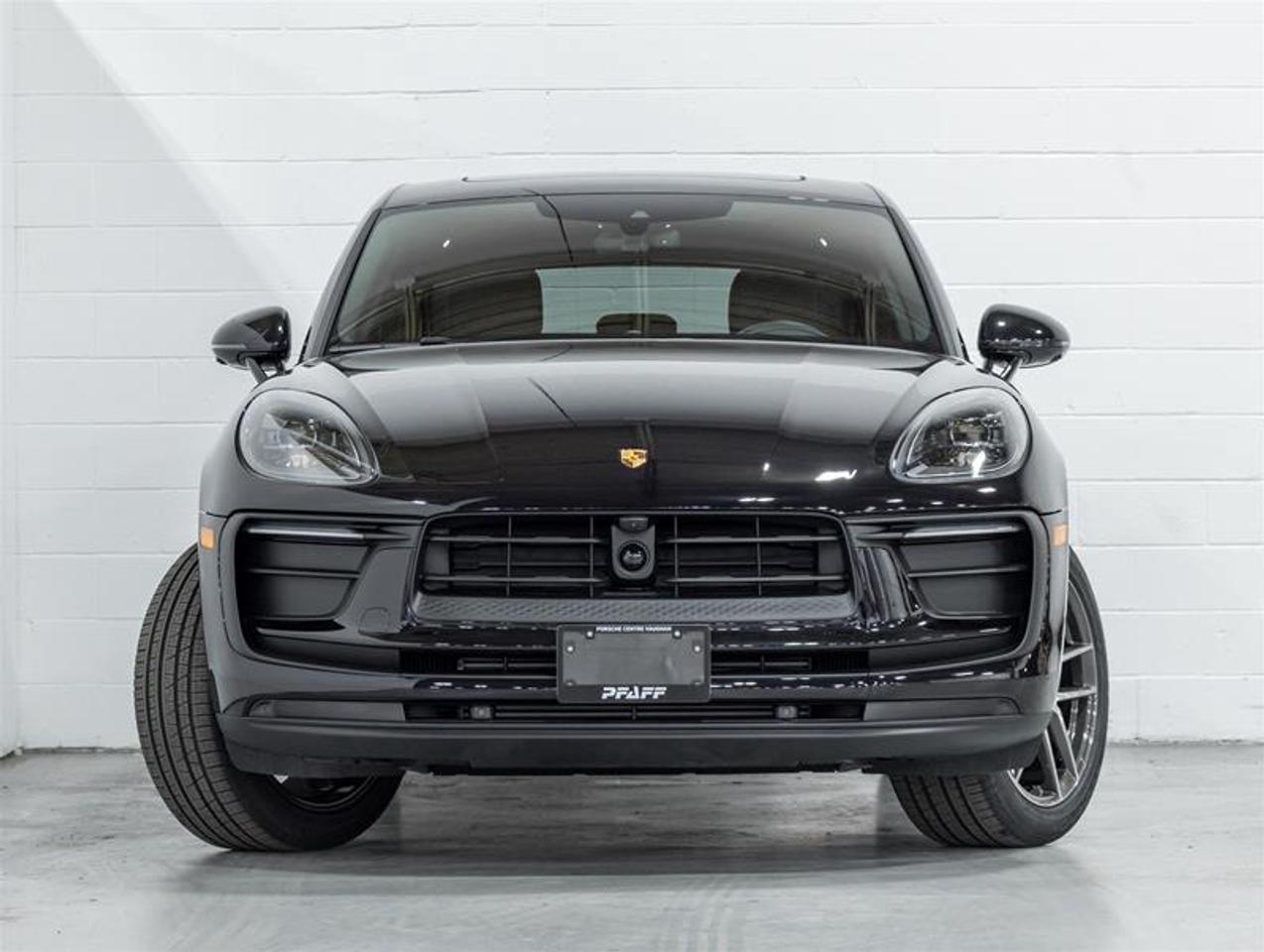 2026 Porsche Macan  Photo5