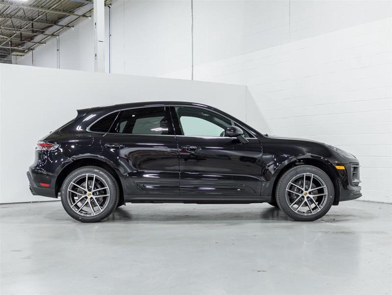 2026 Porsche Macan  Photo
