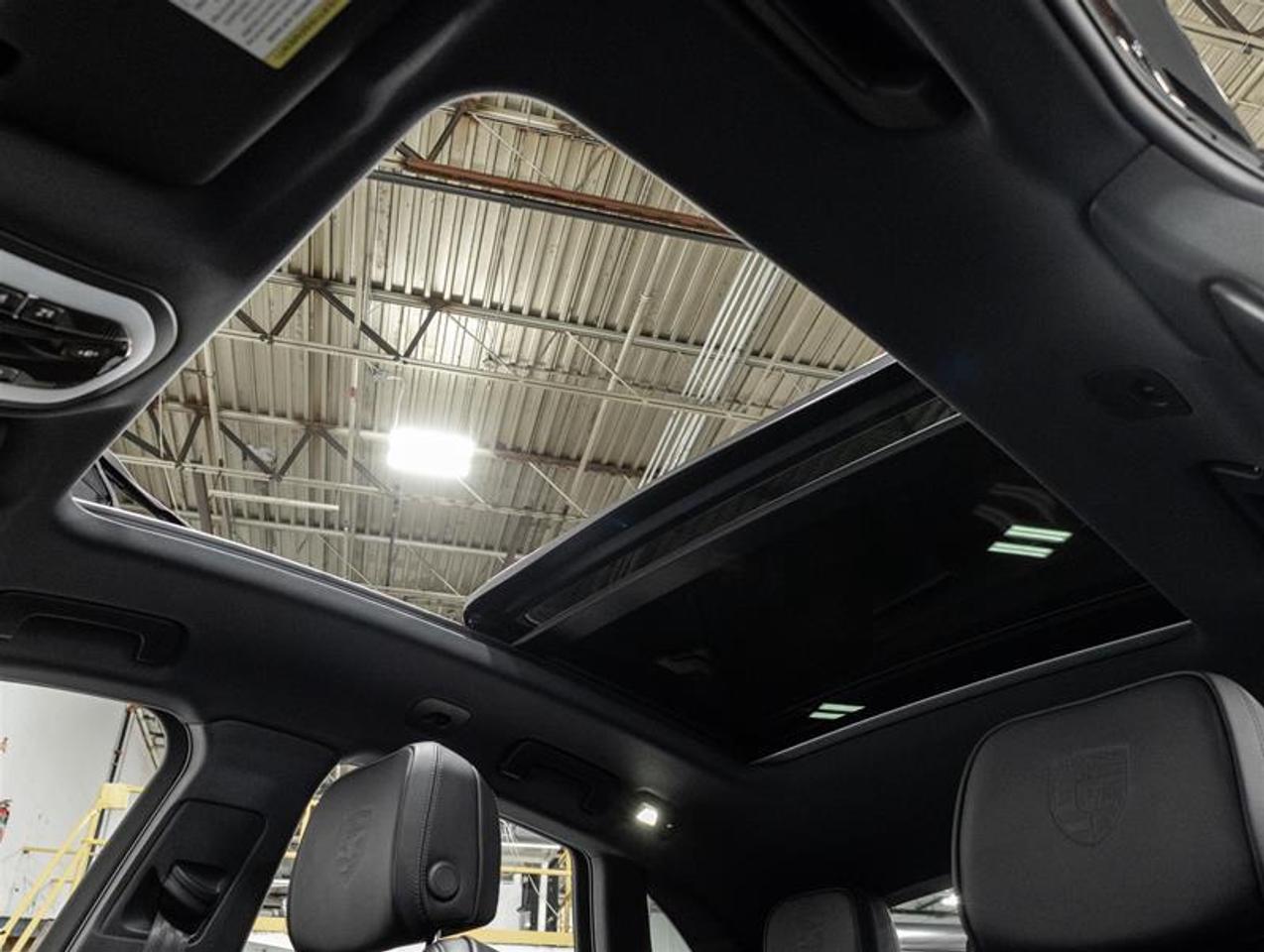 2026 Porsche Macan  Photo