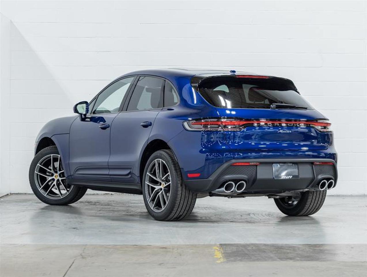 2026 Porsche Macan  Photo