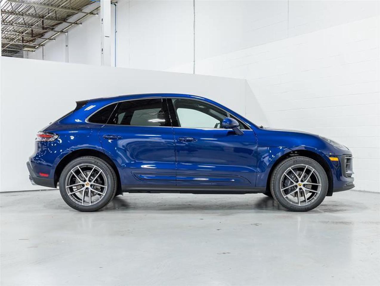 2026 Porsche Macan  Photo