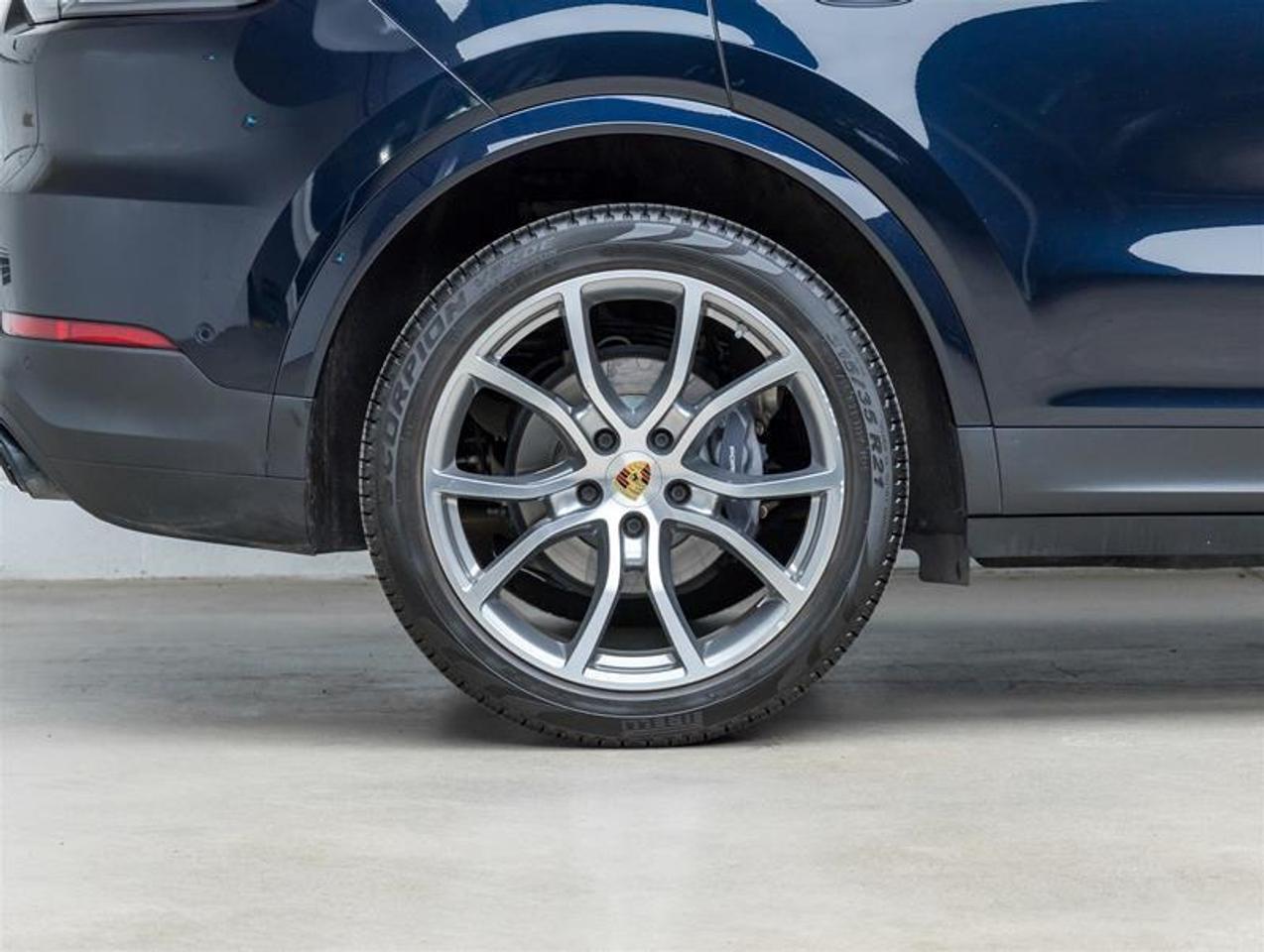 2021 Porsche Cayenne  Photo