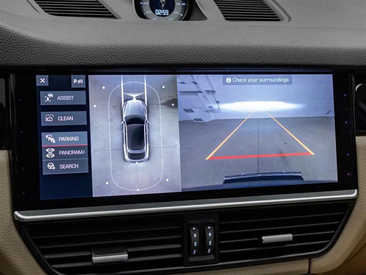 2021 Porsche Cayenne  Photo