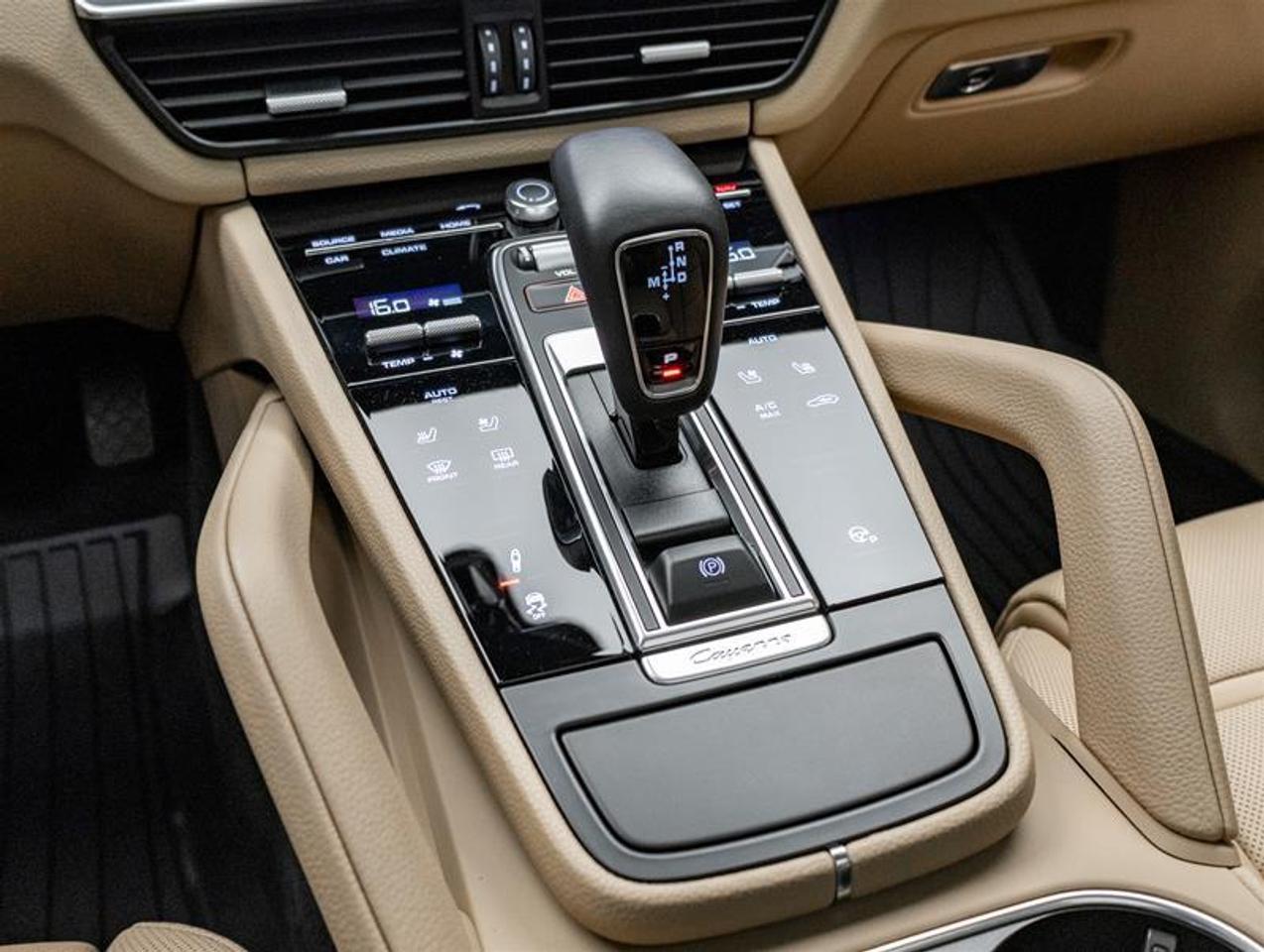 2021 Porsche Cayenne  Photo