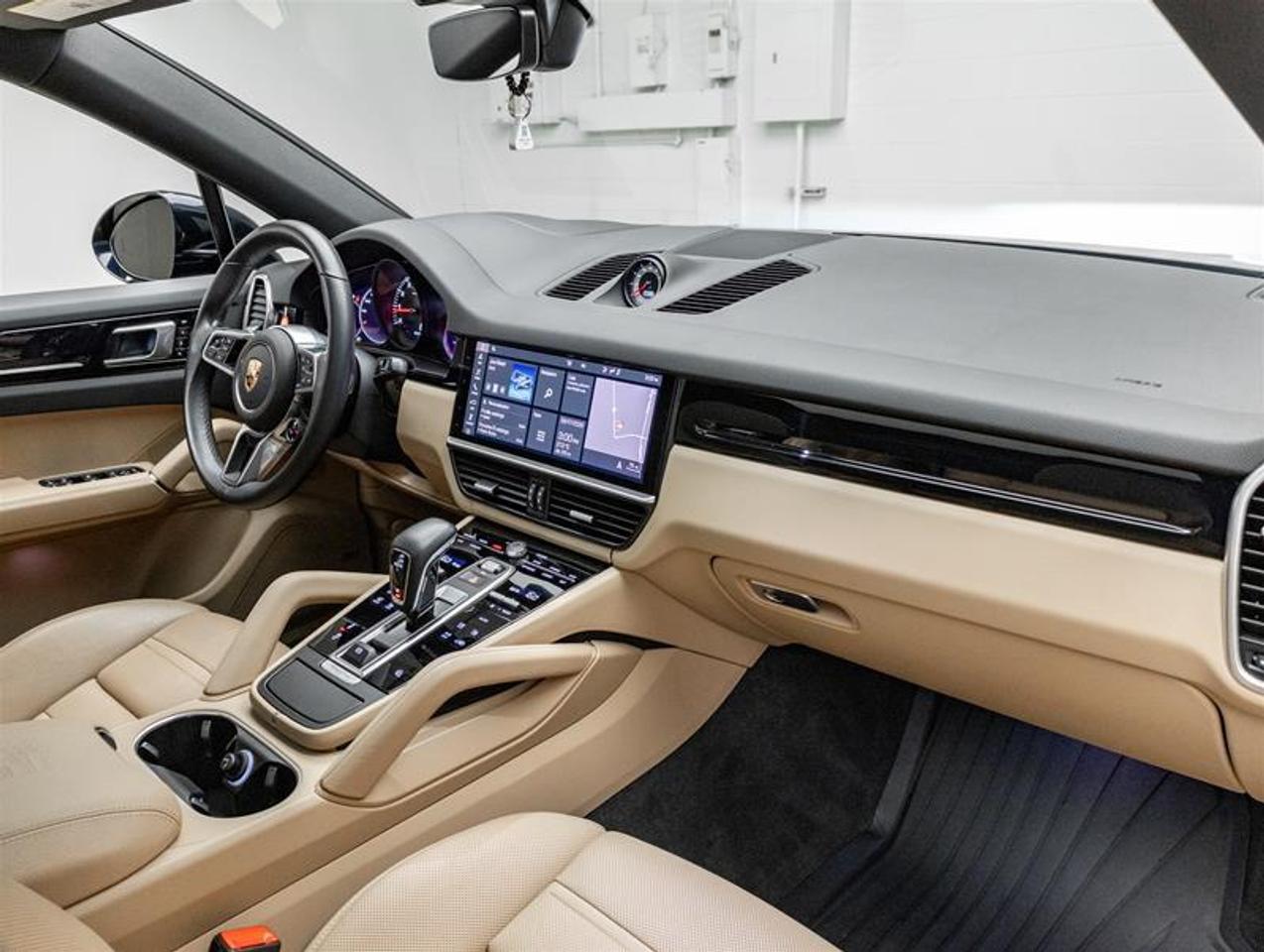2021 Porsche Cayenne  Photo