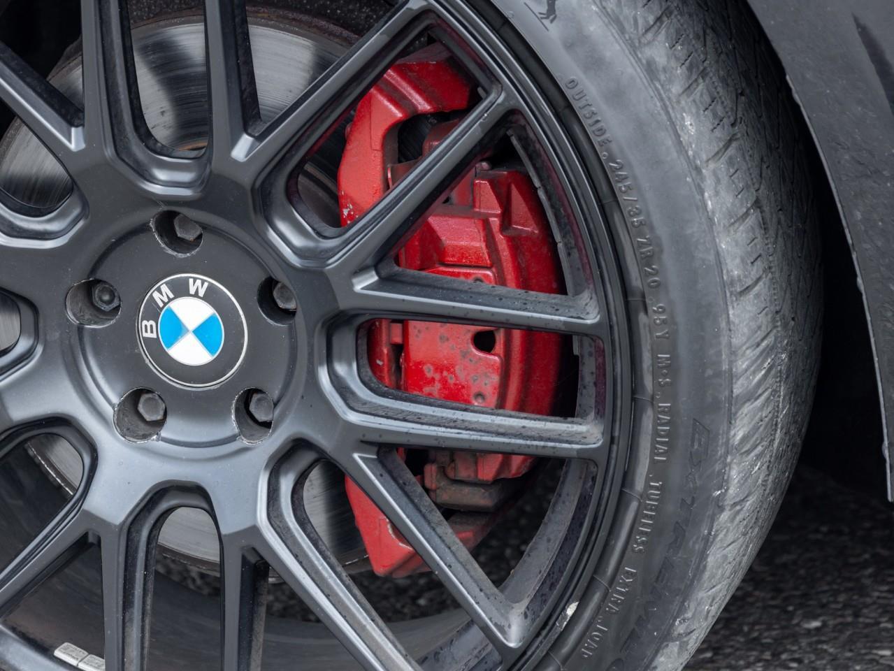 2011 BMW 550 i xDrive 4dr All-wheel Drive Sedan Photo