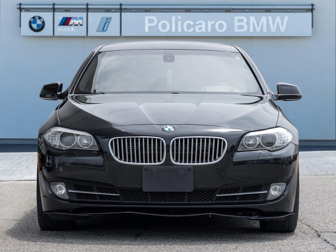 2011 BMW 550 i xDrive 4dr All-wheel Drive Sedan Photo5
