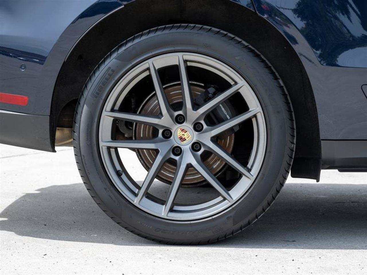 2023 Porsche Macan AWD Premium Package Plus 20 Macan S Wheels in Vesu Photo