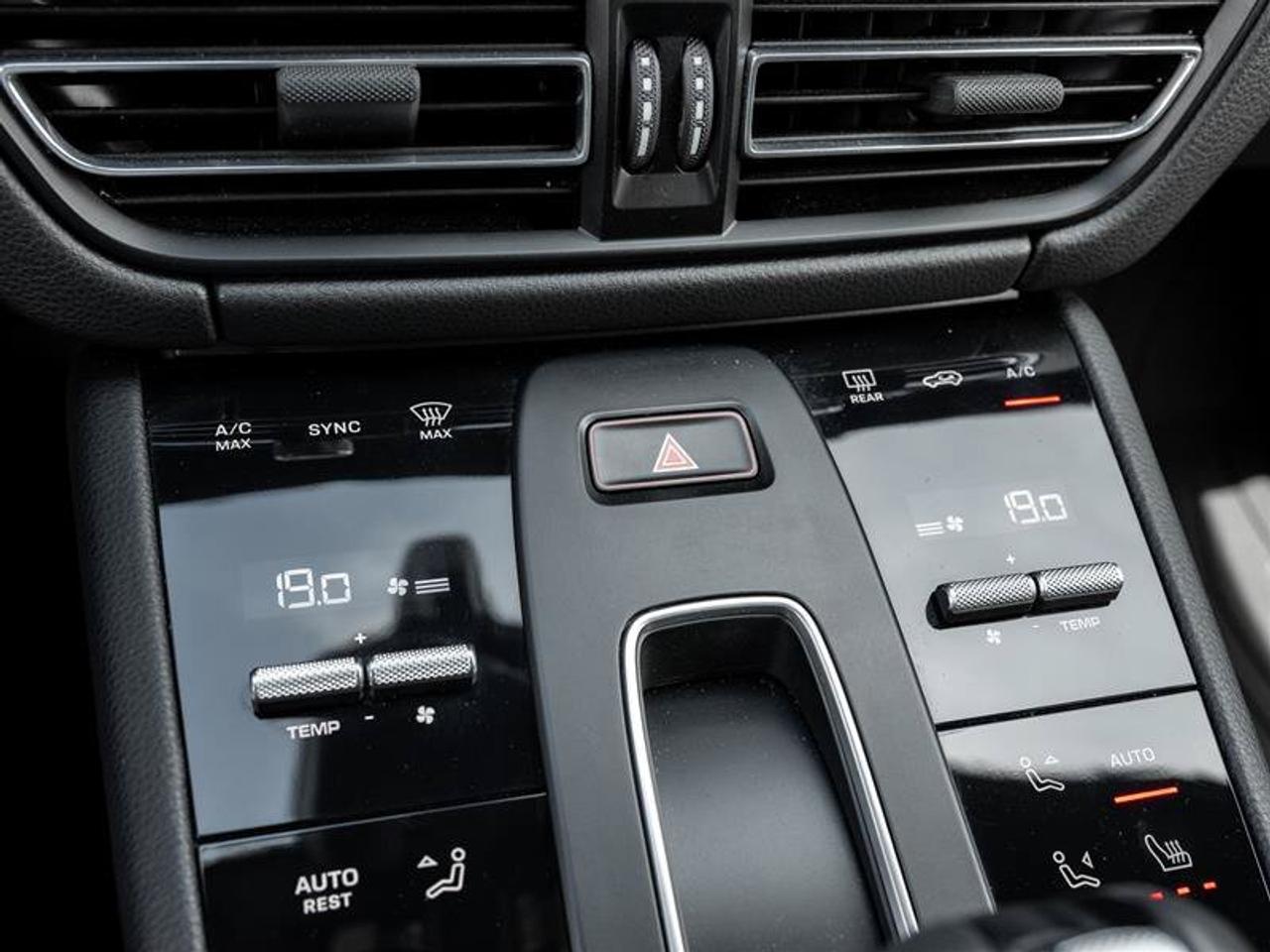 2023 Porsche Macan AWD Premium Package Plus 20 Macan S Wheels in Vesu Photo