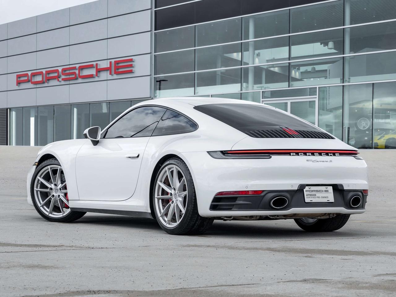 2020 Porsche 911 Carrera S Coupe Sport Exhaust System incl. Tailpipes in Silver BOSE® Surround Sound System Door-Sill Photo