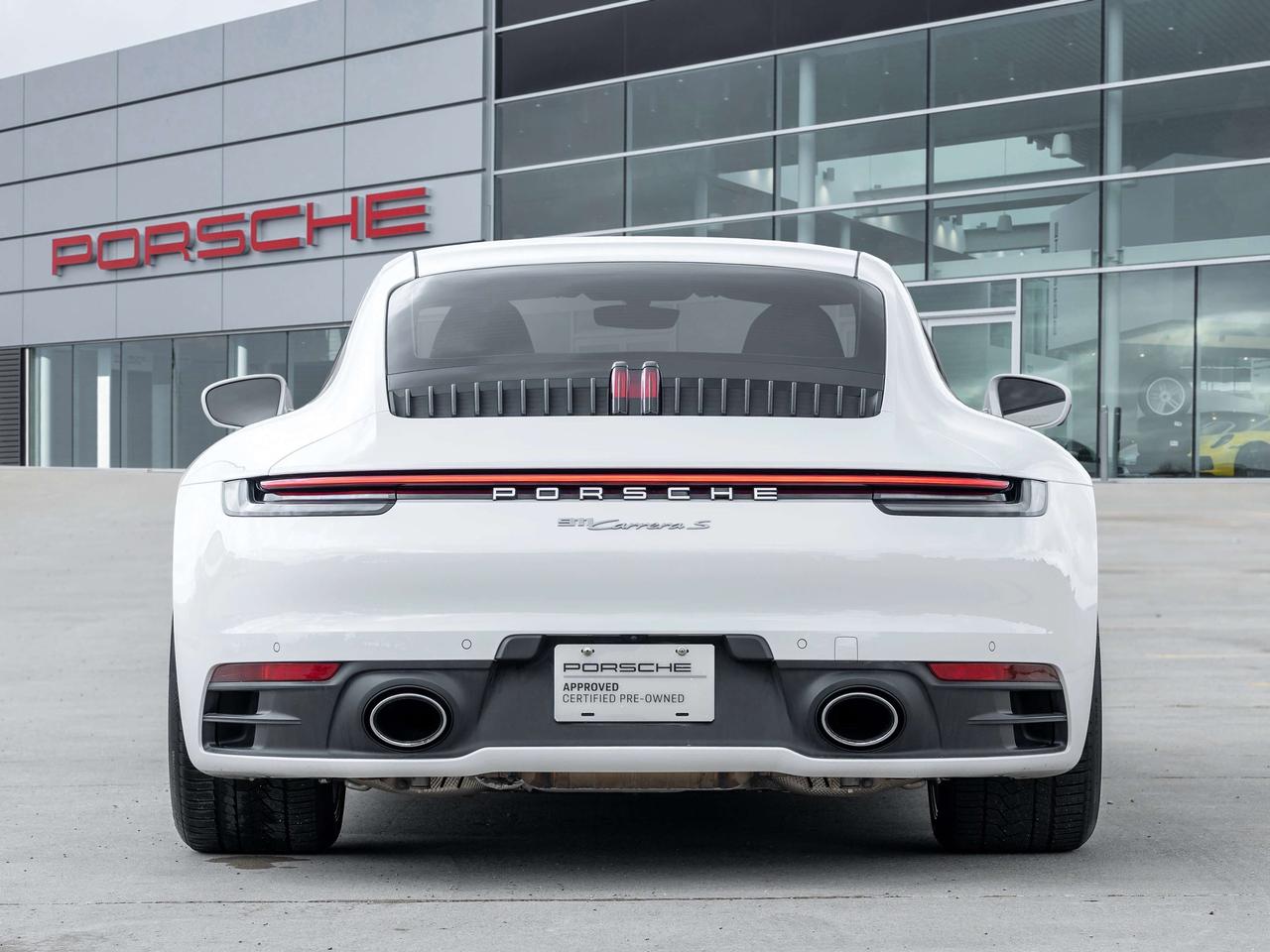 2020 Porsche 911 Carrera S Coupe Sport Exhaust System incl. Tailpipes in Silver BOSE® Surround Sound System Door-Sill Photo4