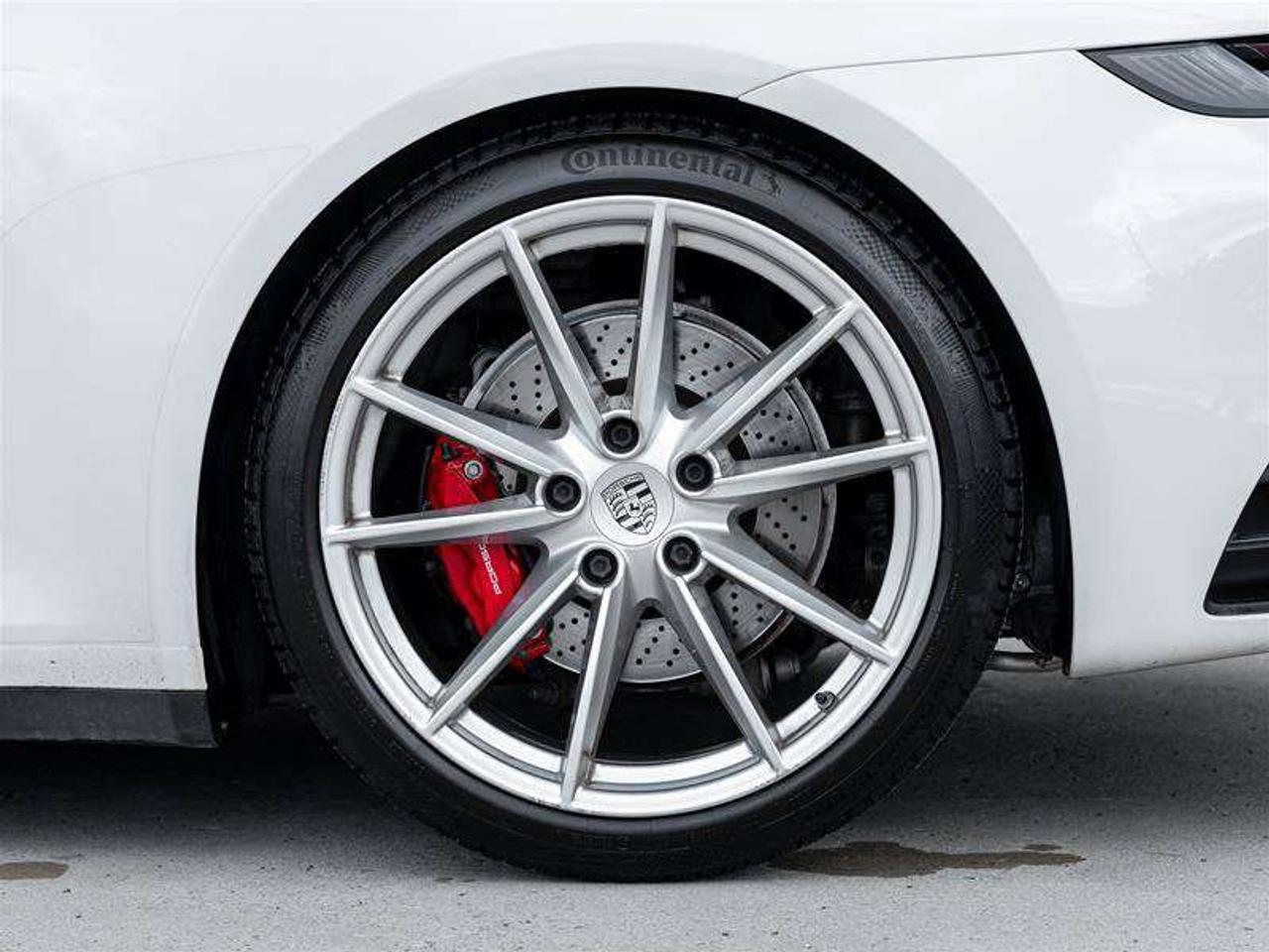 2020 Porsche 911 Carrera S Coupe Sport Exhaust System incl. Tailpipes in Silver BOSE® Surround Sound System Door-Sill Photo