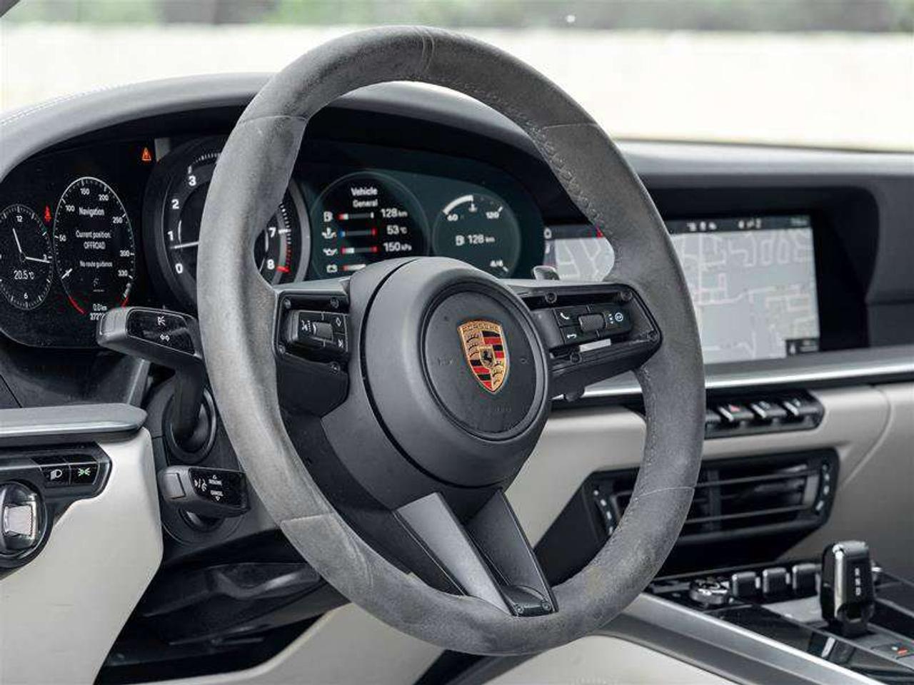 2020 Porsche 911 Carrera S Coupe Sport Exhaust System incl. Tailpipes in Silver BOSE® Surround Sound System Door-Sill Photo