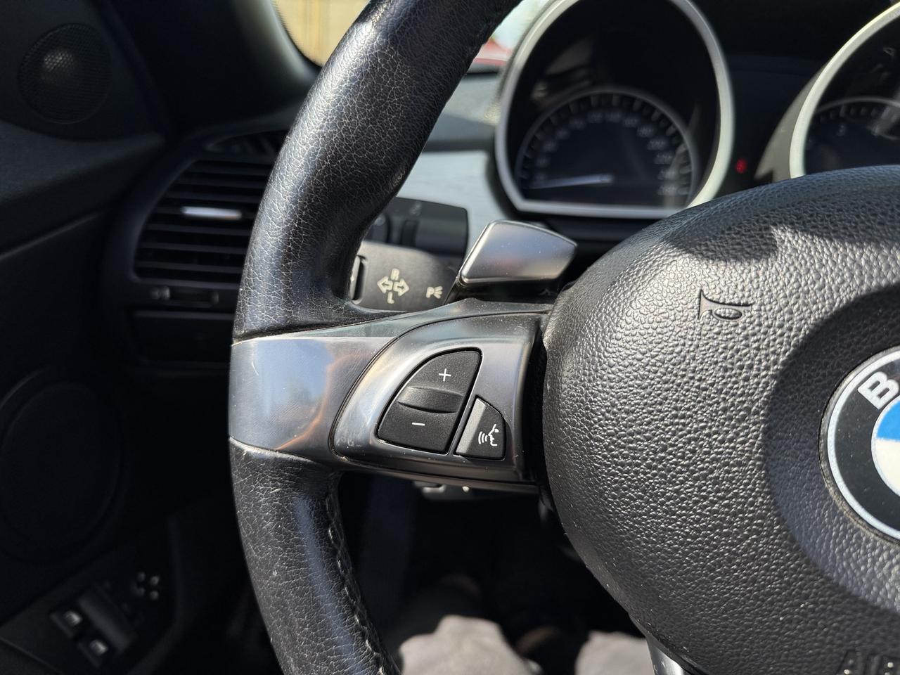 2006 BMW Z4 2dr Z4 Roadster 3.0si Photo