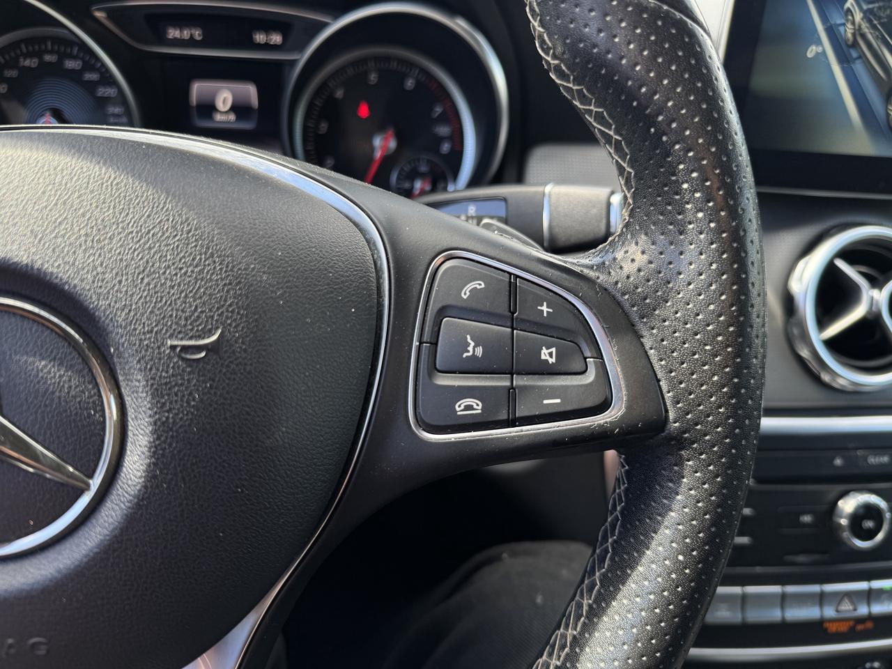 2018 Mercedes-Benz GLA GLA250 4MATIC SUV Photo