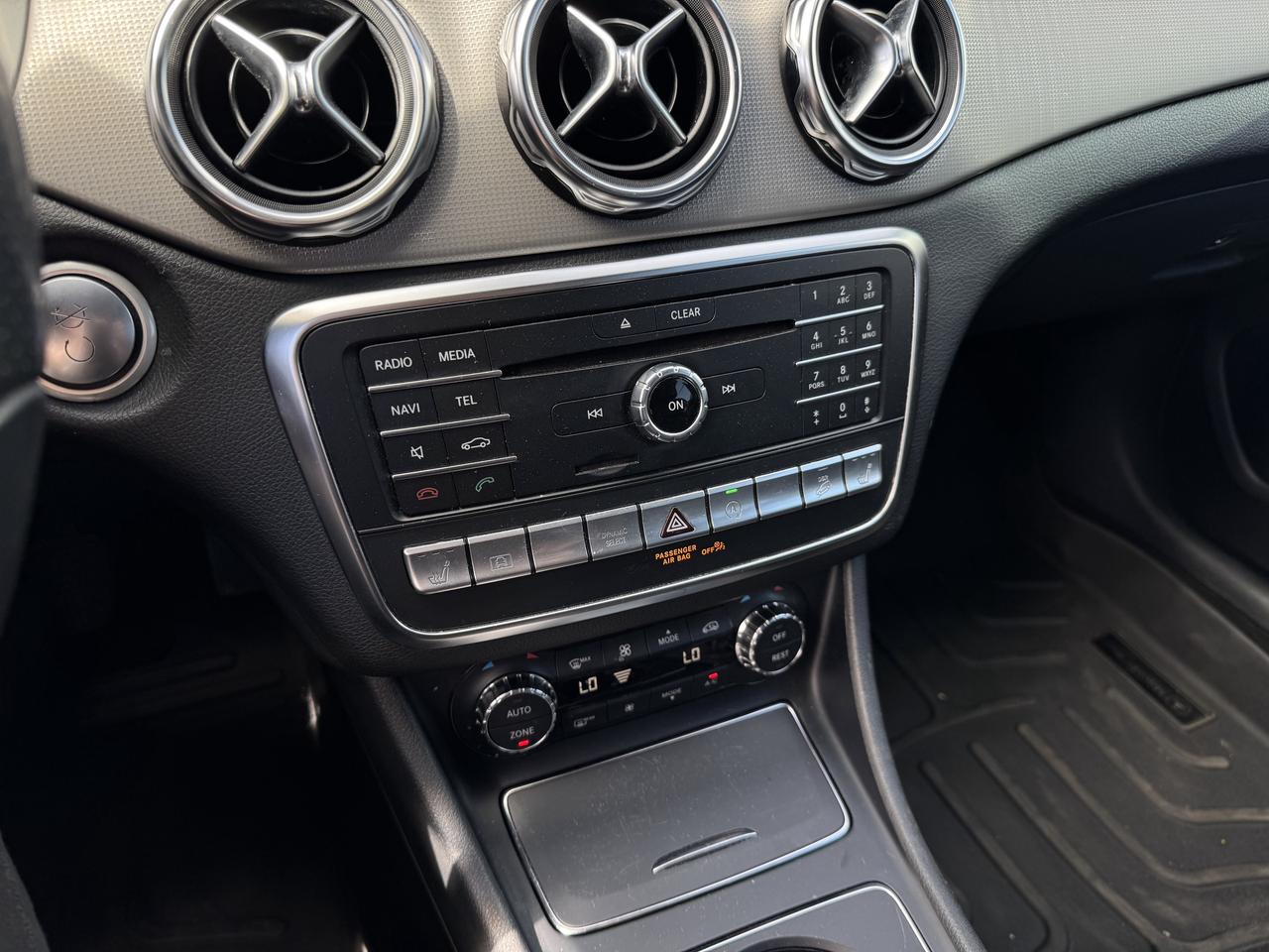 2018 Mercedes-Benz GLA GLA250 4MATIC SUV Photo
