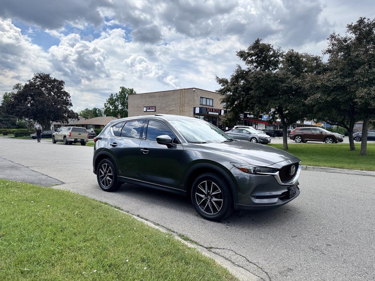 2017 Mazda CX-5 AWD 4dr Auto GT   NO Accidents! Photo3
