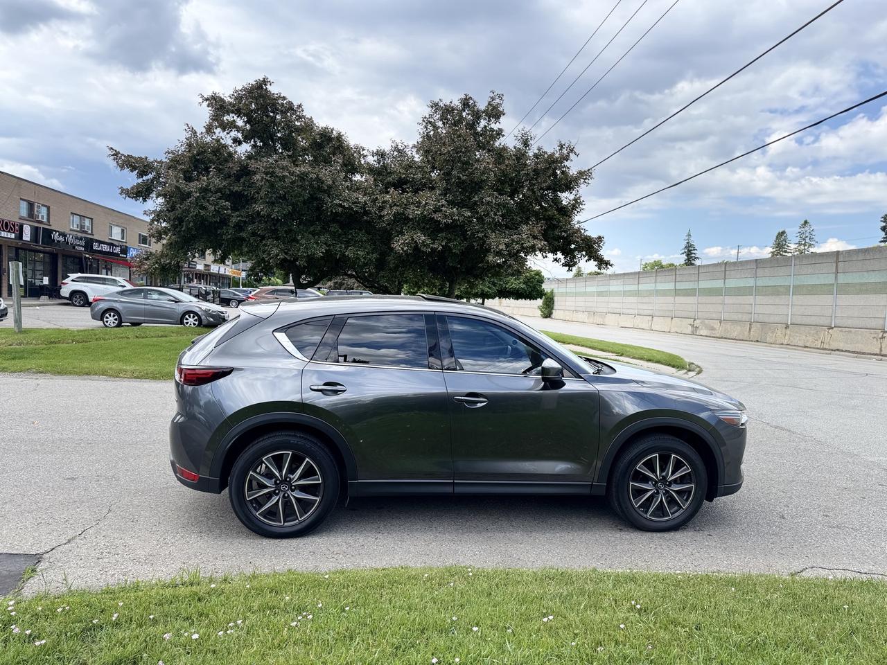 2017 Mazda CX-5 AWD 4dr Auto GT   NO Accidents! Photo4